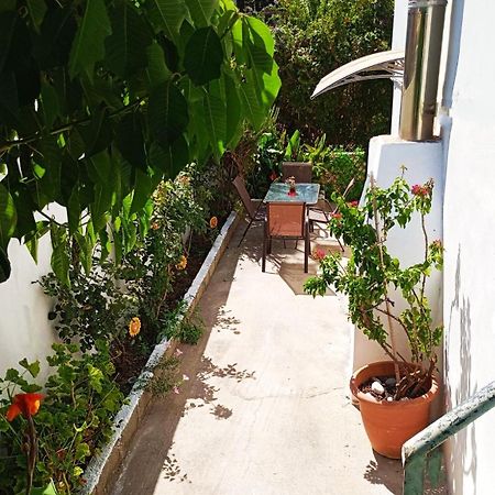 Sleepili Apartment Vrisai Exterior photo